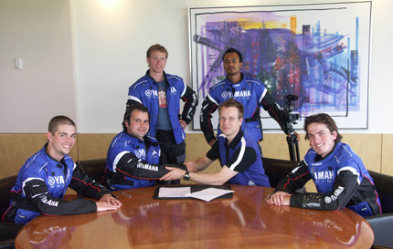 Contract tekenen bij Yamaha